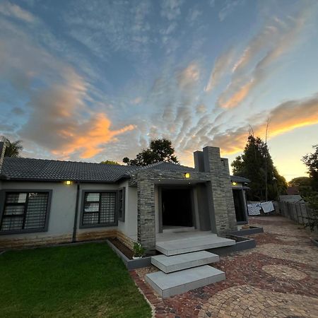 The Benjamin Accomodation Edenvale Ngoại thất bức ảnh