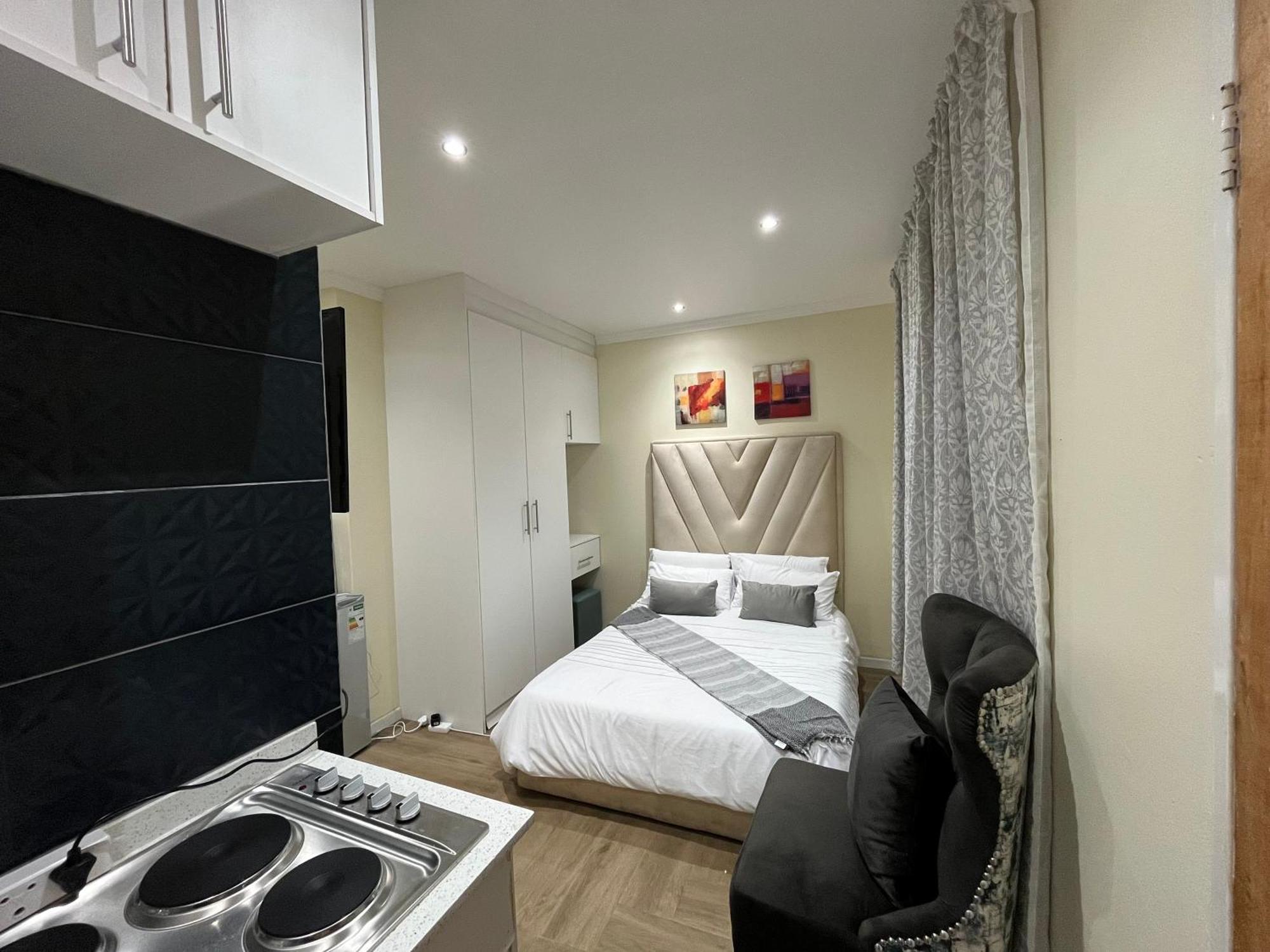 The Benjamin Accomodation Edenvale Ngoại thất bức ảnh